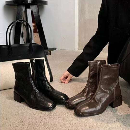 Damen Glattleder-Stiefelette mit schlanker Socken-Passform, innenliegendem Reißverschluss und sculpted Blockabsatz Shop Nory