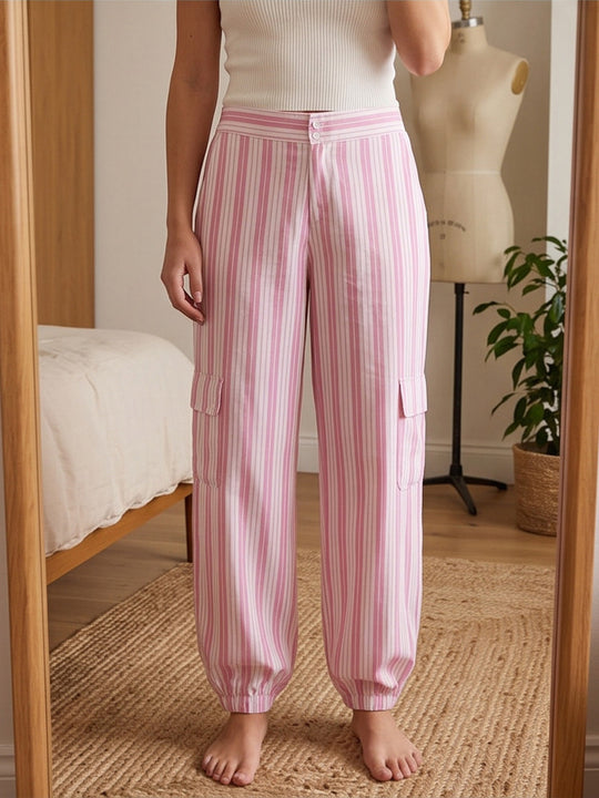 Damen Gestreifte Cargo-Loungehose mit hohem Bund, elastischem Knöchelabschluss und Pattentaschen Shop Nory