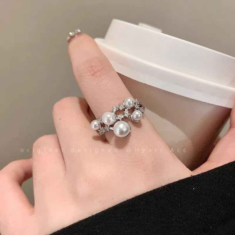 Damen Ring mit luxuriösem Perlen- und Zirkonia-Design Shop Nory