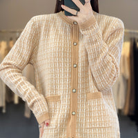 Gold-Camel