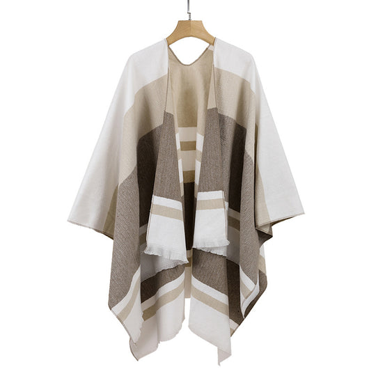 Damen Leichter Capeponcho aus Feinstrick mit geometrischem Blockstreifen-Design Shop Nory