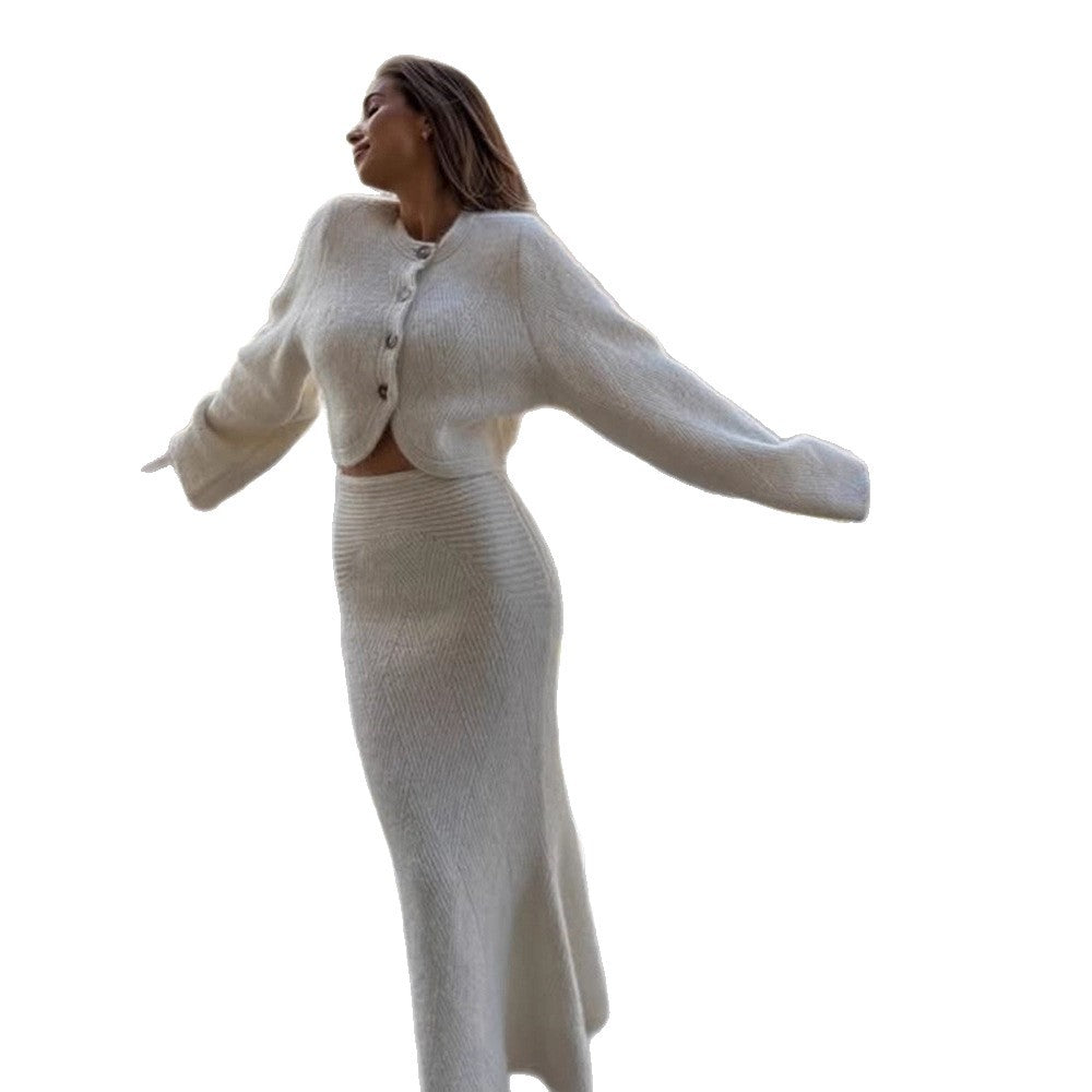 Damen Zweiteiliges Strickset mit Cropped-Cardigan und Maxi-Rock Shop Nory