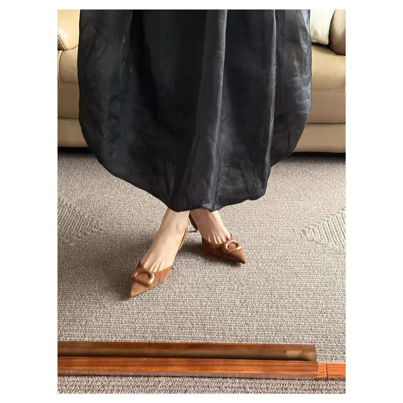 Damen Elegante spitz zulaufende Slingback-Pumps aus Veloursoptik mit dekorativem Resin‑Ring und schlankem Pfennigabsatz Shop Nory