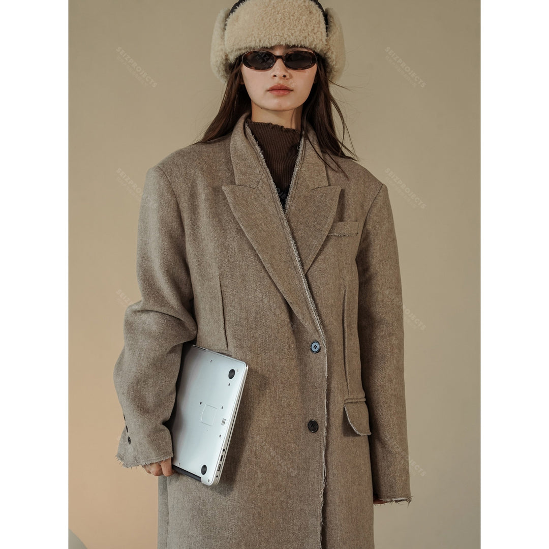 Damen Boxy Langmantel aus Wollmix mit ausgefransten Kanten und Doppelreiher Shop Nory