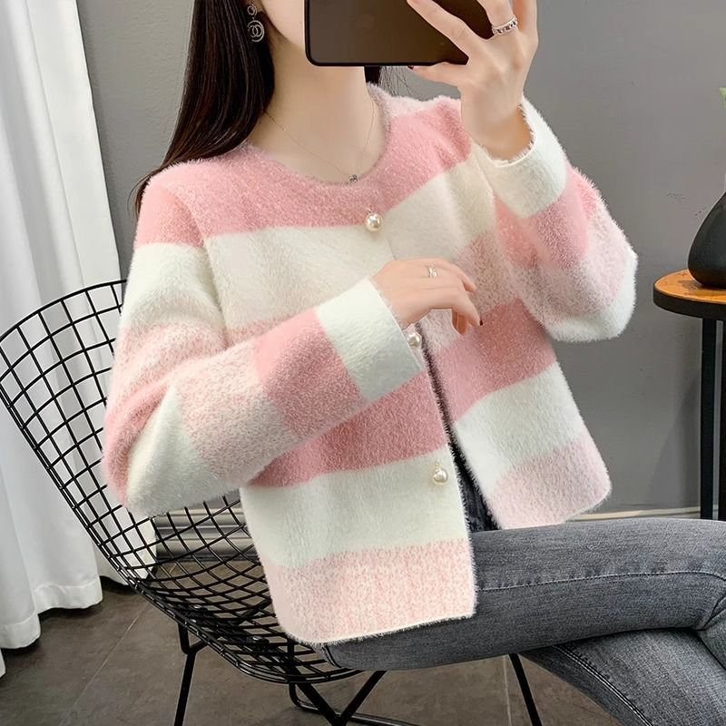 Damen Flauschiger Grobstrick-Cardigan mit Perlenknöpfen Shop Nory