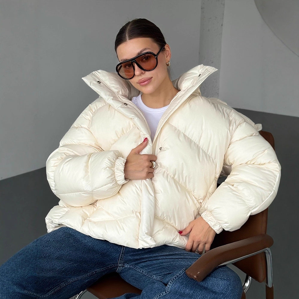 Damen Kurz-Pufferjacke mit Thermofüllung, Oversize-Kapuze & verdecktem Zweiwege-Reißverschluss Shop Nory