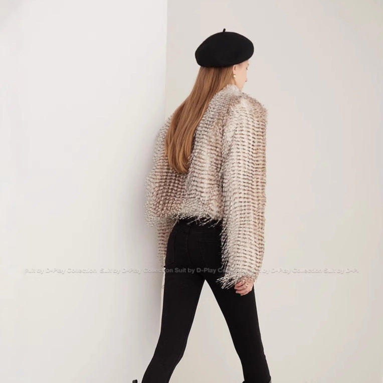 Damen Kurzer Plüsch‑Bolero mit gestreifter Federnoptik und kastiger Silhouette Shop Nory