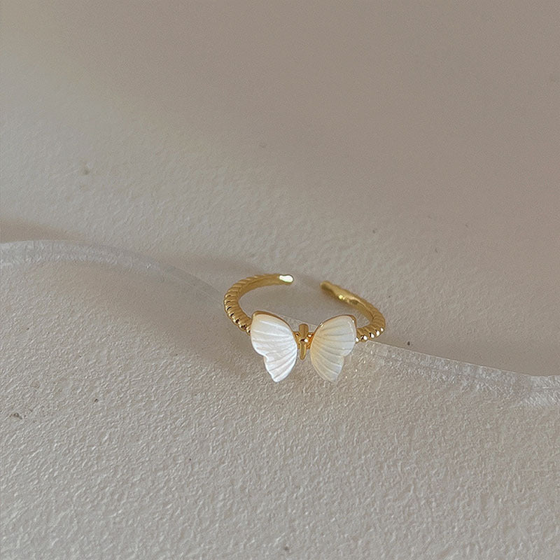 Damenring mit kunstvollem Schmetterlingsdesign Shop Nory