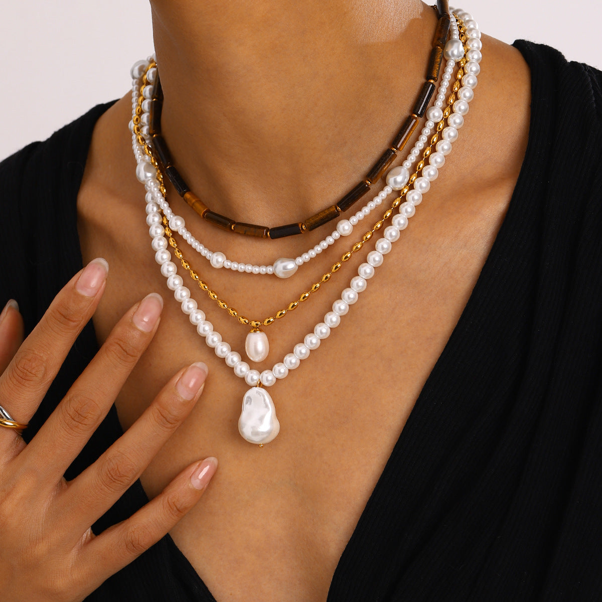 Damen Halskette mit elegantem Perlenanhänger und hypoallergenem Design Shop Nory