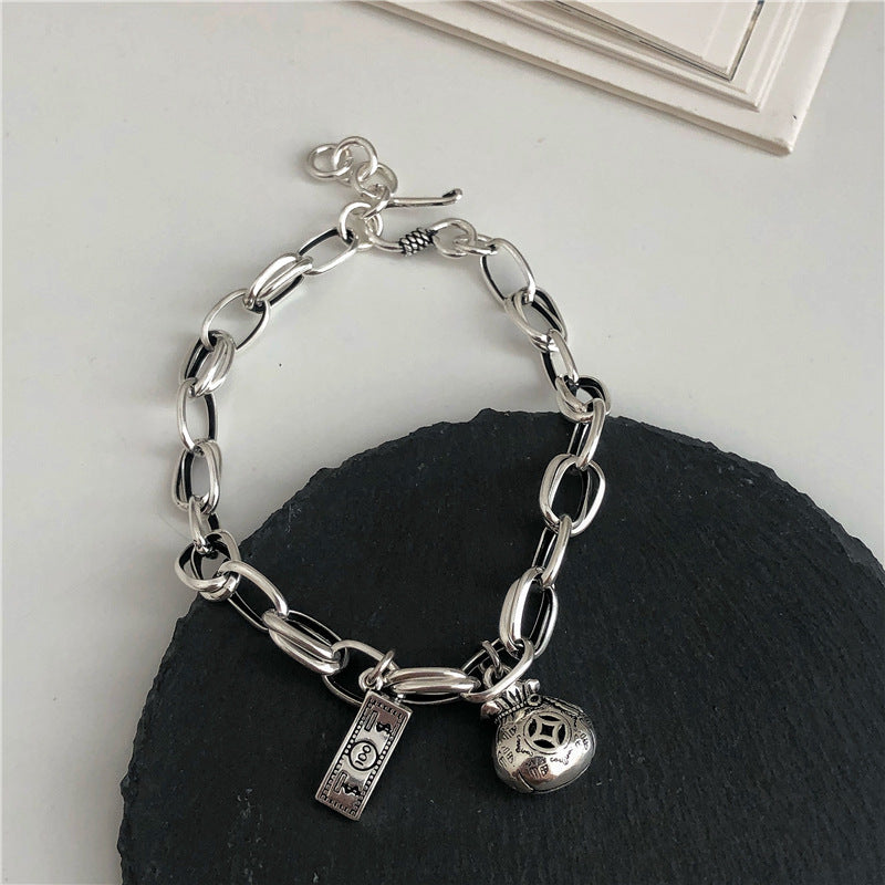 Damen-Armband mit kunstvoll gestaltetem Anhänger aus hochwertigem Metall Shop Nory