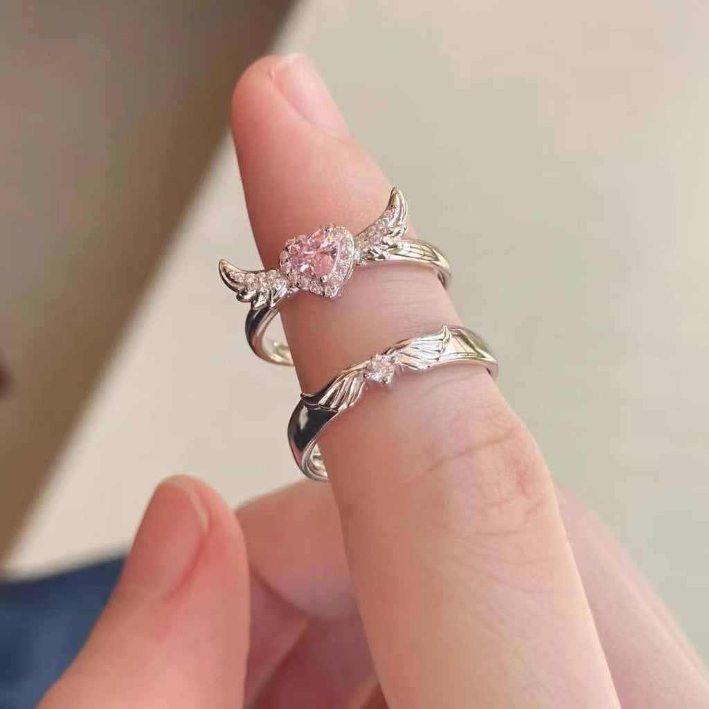 Damenring mit kunstvollem Herzdesign und strahlenden Zirkonia Shop Nory