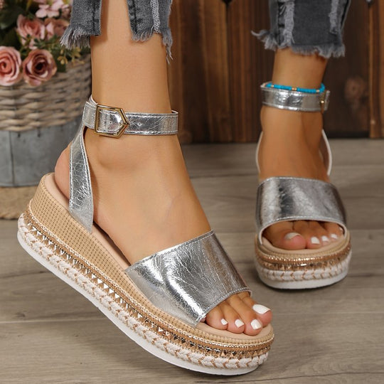 Damen Wedge-Sandaletten mit exklusivem Metallic-Finish und verstellbarem Riemendesign Shopnory