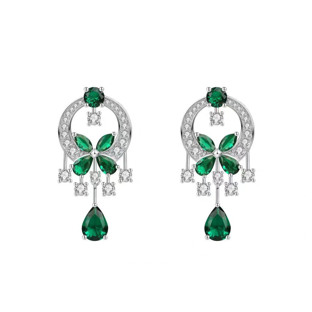 Damen Ohrringe mit funkelndem Edelstein und kunstvollem Blumenmotiv Shop Nory