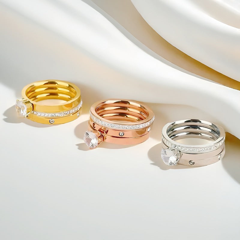 Damen Ring mit funkelndem Zirkonia-Besatz und elegantem Goldfinish Shop Nory