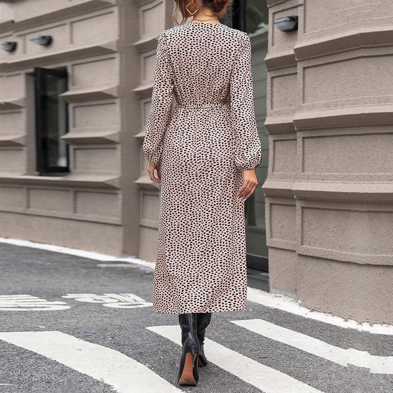 Damen Wickel-Maxikleid mit V-Ausschnitt, Bindegürtel und hohem Seitenschlitz Shop Nory