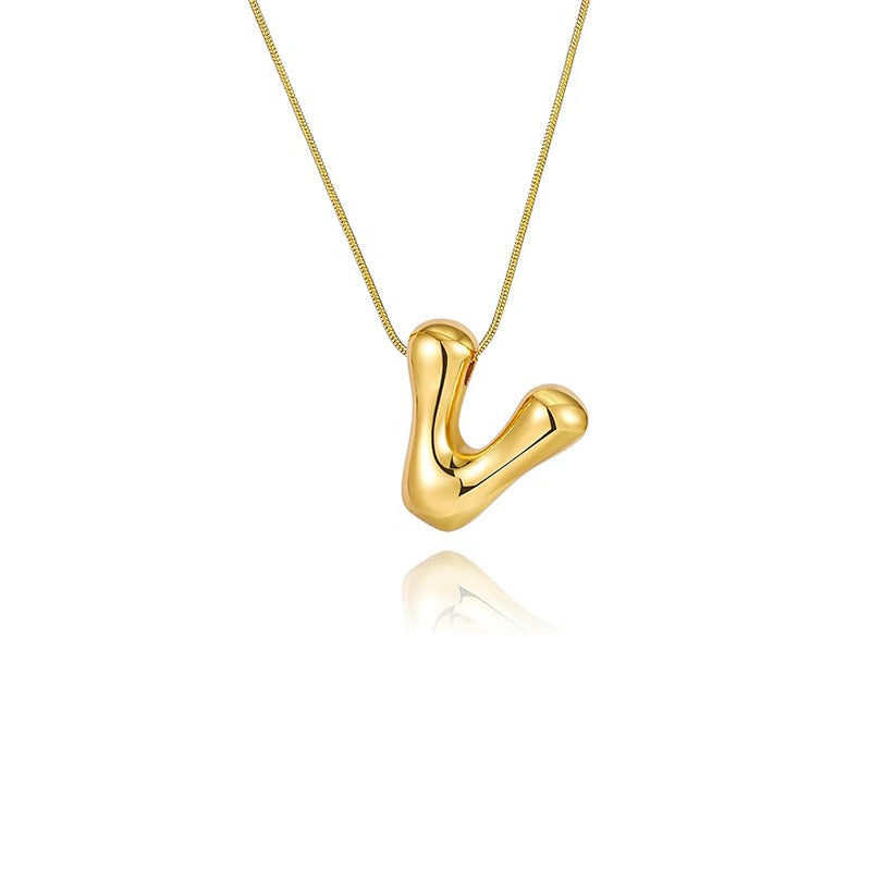 Damen Halskette mit skulpturalem Anhänger und feinem Gliederdesign Shop Nory