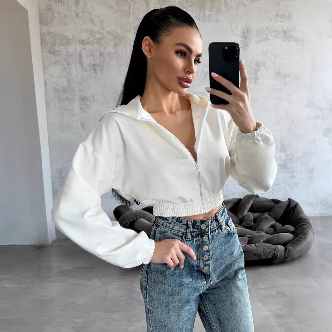 Damen Kurzgeschnittene Kapuzenjacke mit Reißverschluss, elastischem Bund und legerer Passform Shop Nory