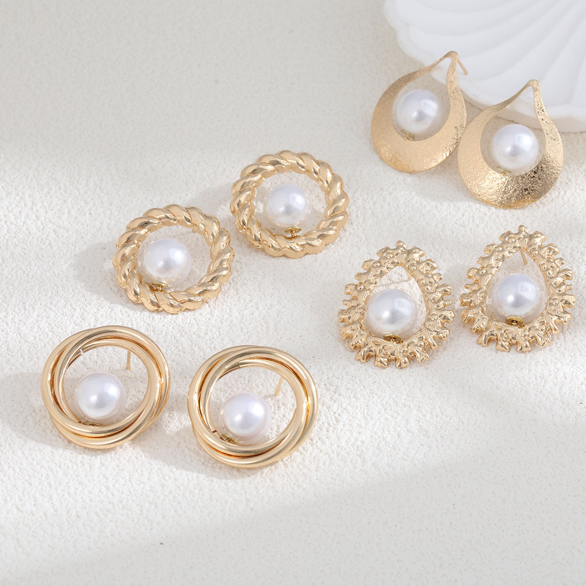 Damen Ohrringe mit herzförmigem Design und künstlicher Perle Shop Nory