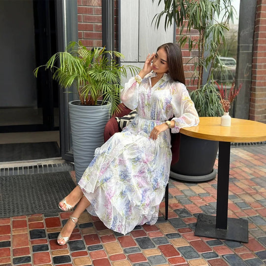 Damen Langes Chiffon-Stufenmaxikleid mit Volants & zarten Blumen-Print Shop Nory