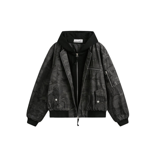 Herren Kurz geschnittener Oversize-Bomber im Layer-Look mit integrierter Kapuze und Camouflage-Jacquard Shop Nory