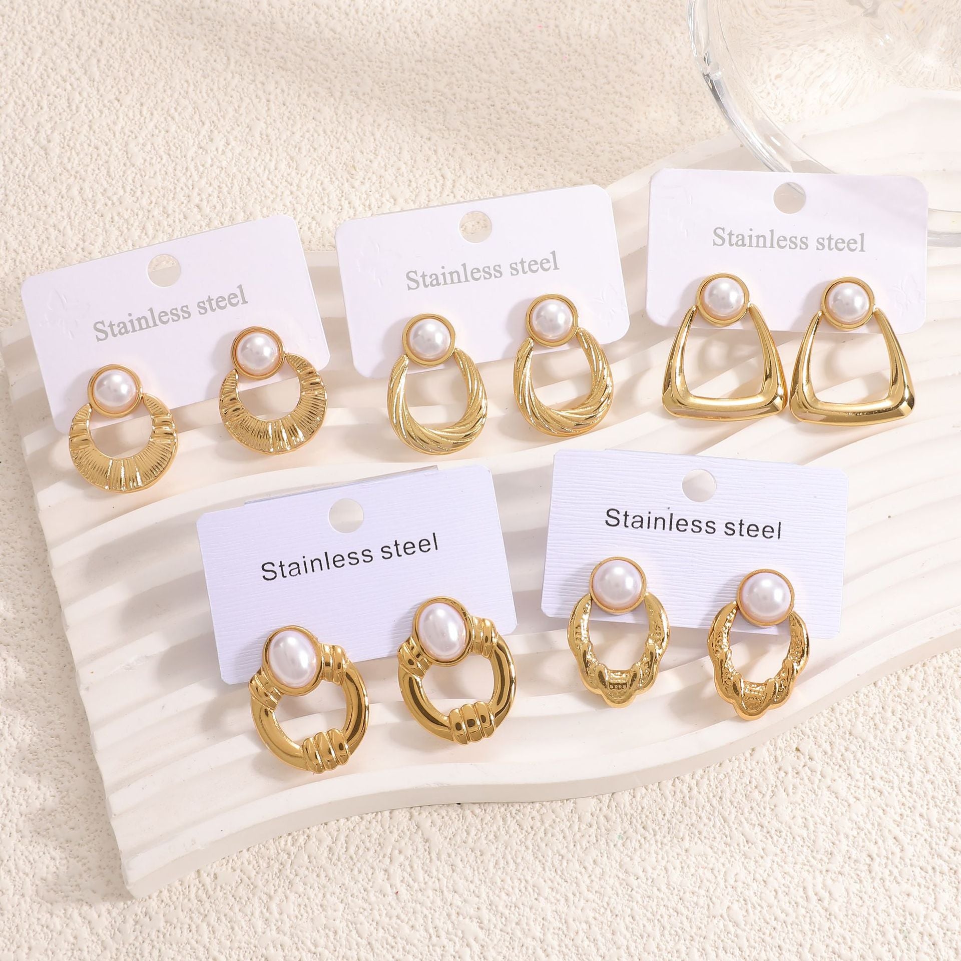 Damen Ohrstecker im stilvollen Herzdesign Shop Nory