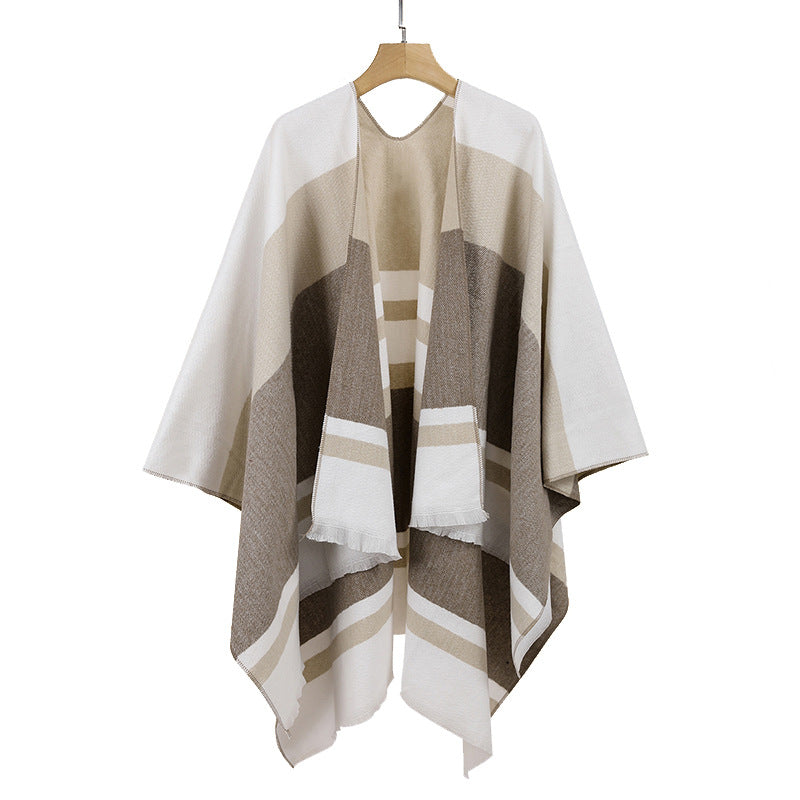 Damen Leichter Capeponcho aus Feinstrick mit geometrischem Blockstreifen-Design Shop Nory