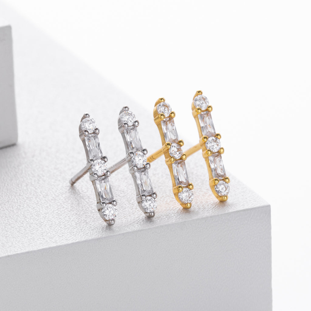 Damen Ohrstecker aus hochwertigem 925 Sterling Silber mit funkelnden Zirkonen Shop Nory