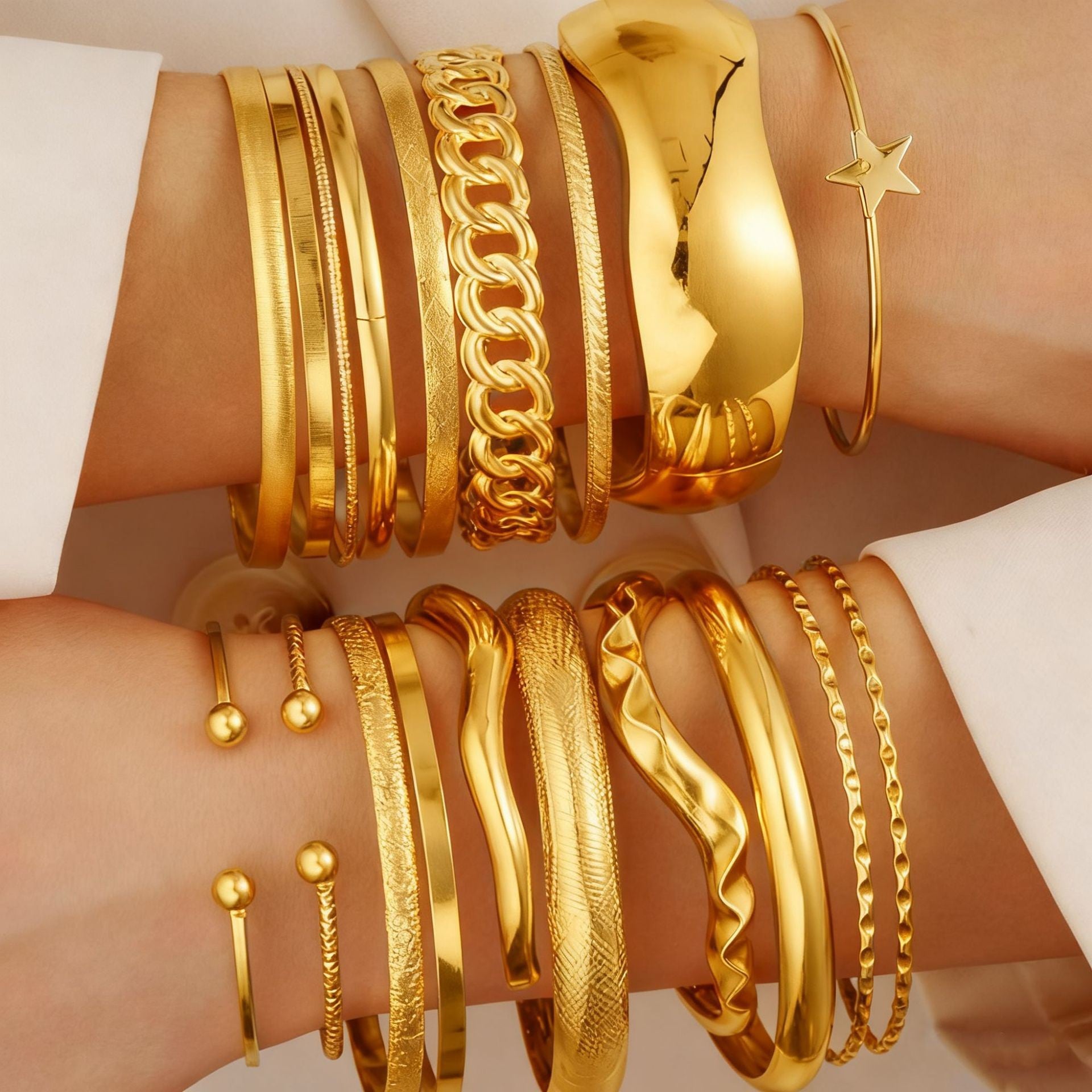 Damen Armreifen-Set aus hochwertigem Edelstahl mit moderner Struktur Shop Nory