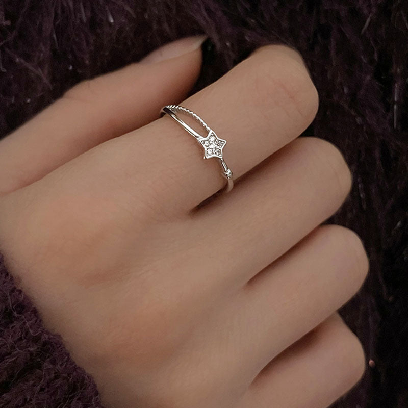 Damen Zierlicher Ring mit funkelndem Sternmotiv Shop Nory
