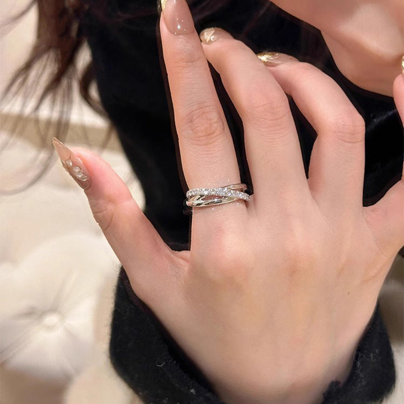 Damen Verlobungsring mit funkelnden Zirkonia Shop Nory