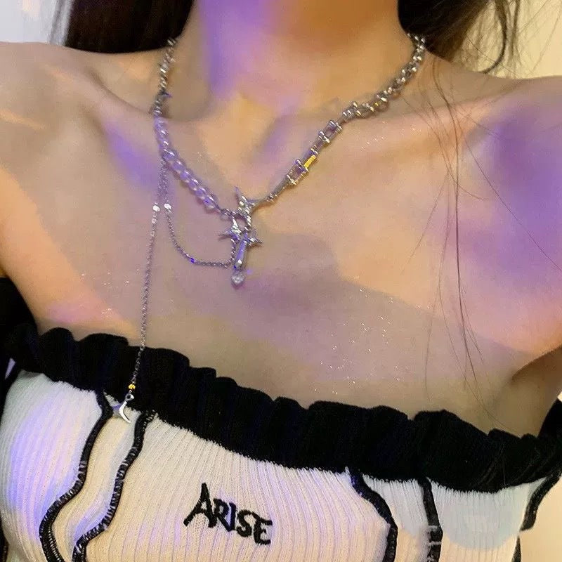 Damen Kette mit kombiniertem Design aus Perlen und Anhängern Shop Nory