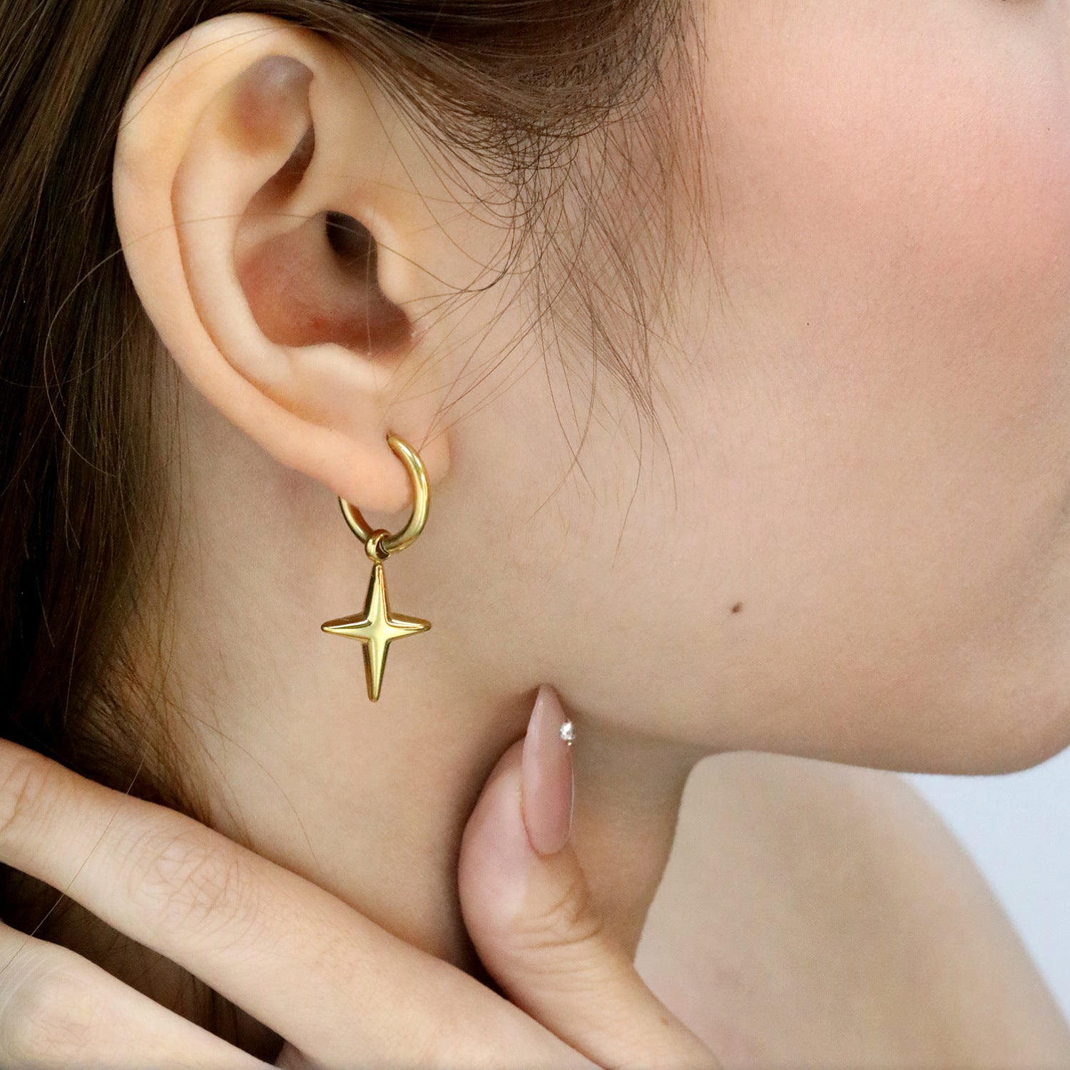 Damen Hängende Ohrringe mit sternförmigem Anhänger aus hochwertigem Edelstahl Shop Nory