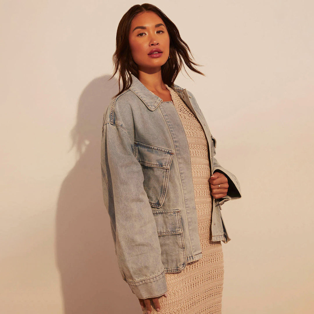 Damen Oversize-Utility-Denimjacke mit großen Pattentaschen und knöpfbarer Front Shop Nory