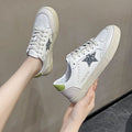 Damen Sneaker mit funkelnden Stern-Applikationen und atmungsaktiver Struktur