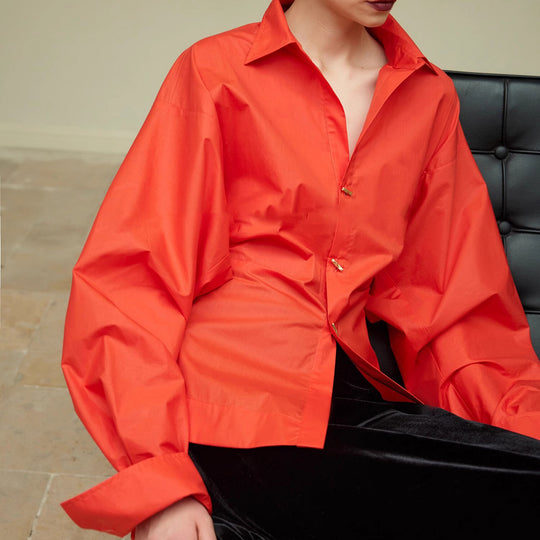 Damen Oversized Bluse mit ausgefallenem Schnitt Shop Nory