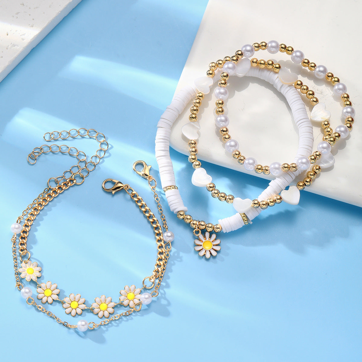 Damen Armband Set mit floralen und perlenden Akzenten Shop Nory