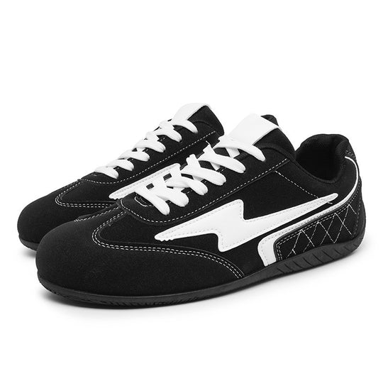 Damen leichte Retro-Skate-Sneaker mit gesteppter Seitenwand, gepolstertem Knöchelkragen und rutschfester Gummilaufsohle Shop Nory