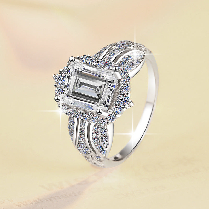Damen Design Ring mit funkelndem Zirkonia-Besatz Shop Nory
