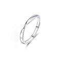 Damen eleganter Ring mit zeitgemäßem Design und funkelnden Akzenten Shop Nory