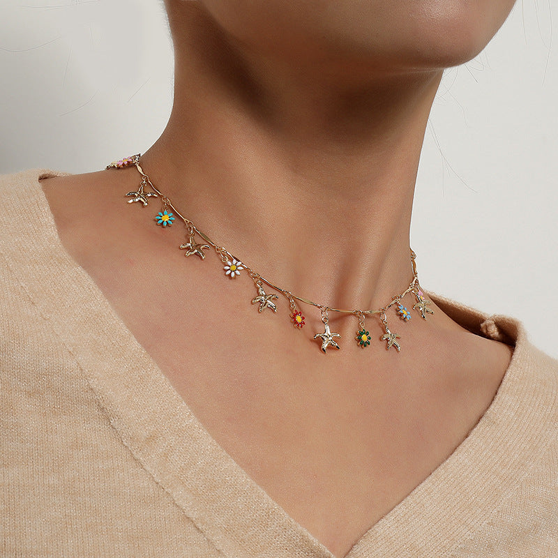 Damen Halskette mit farbenfrohen Blumen- und Vogelanhängern Shop Nory
