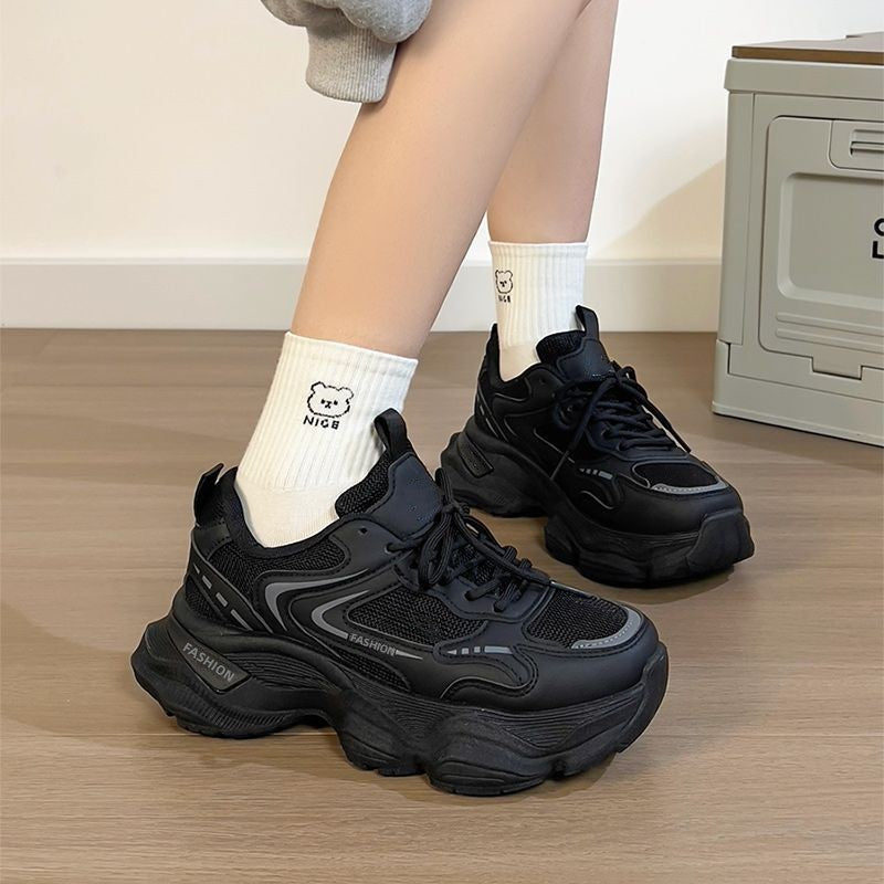 Damen Skulpturierte Wedgesneaker mit stufiger Plateausohle, atmungsaktivem Mesh und gepolstertem Komfortkragen Shop Nory
