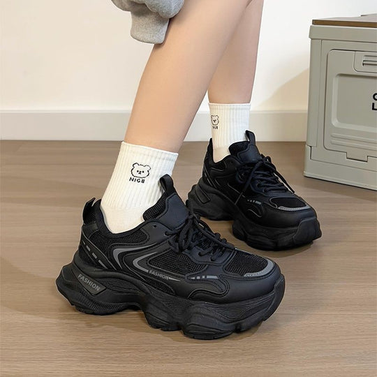 Damen Skulpturierte Wedgesneaker mit stufiger Plateausohle, atmungsaktivem Mesh und gepolstertem Komfortkragen Shop Nory