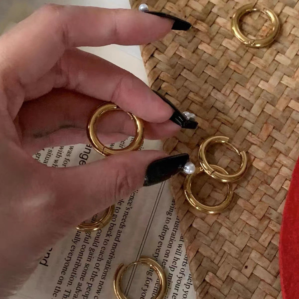 Damen Creolen mit elegantem, glänzendem Design Shop Nory