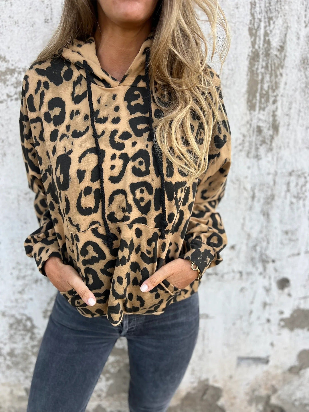 Damen Kapuzenpullover mit lässigem Leopardenmuster und praktischen Seitentaschen