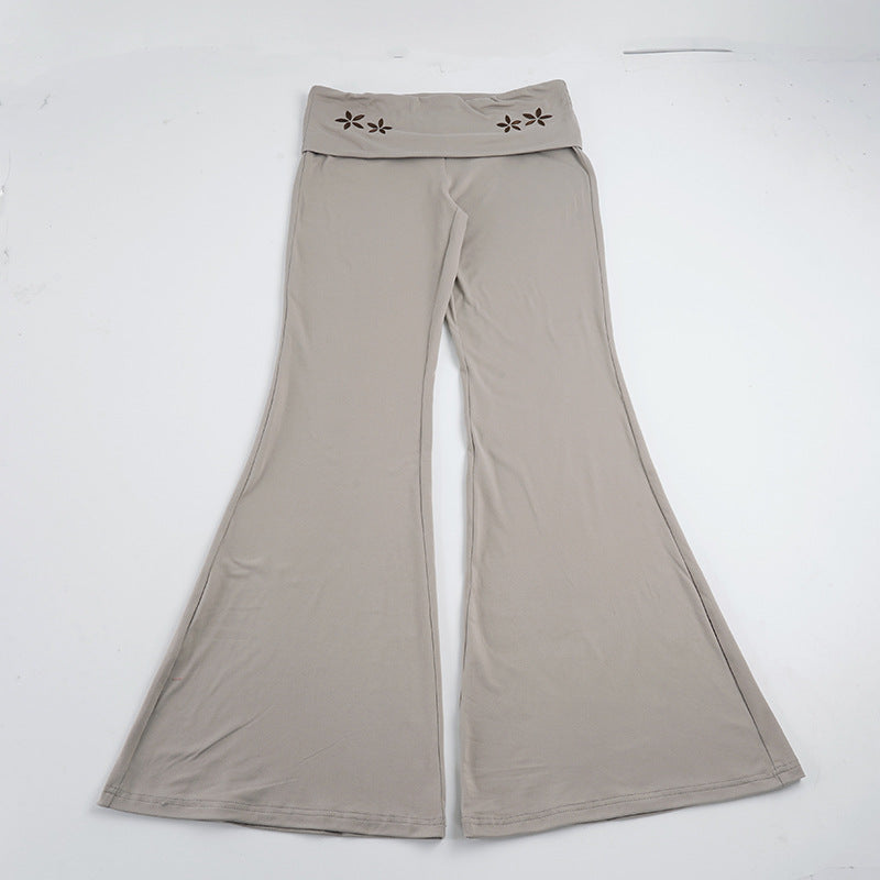 Damen nan Yogahose Flared mit Umschlagbund, komfortable Bootcut-Passform und Laser-Cut Blütendetail Shop Nory