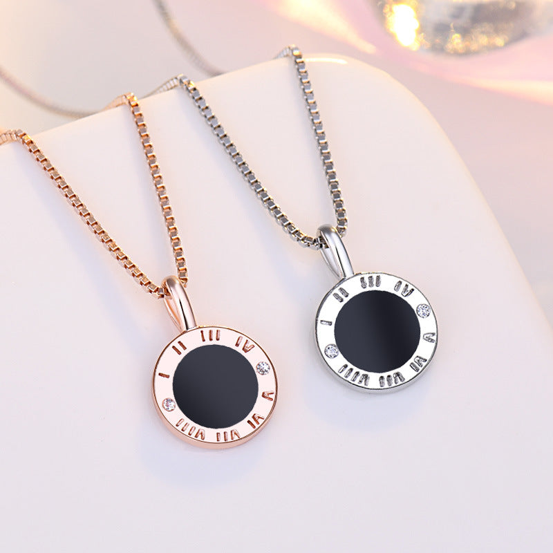 Damen Halskette mit zeitlosem, rundem Anhänger und funkelnden Zirkonia Shop Nory