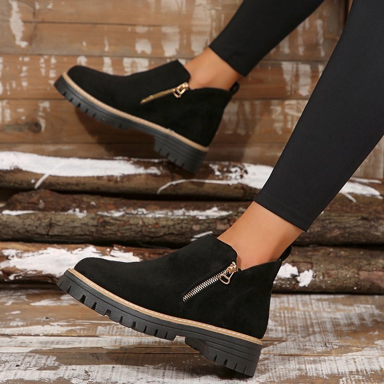 Damen Kurzschaft-Stiefeletten aus Veloursoptik mit seitlichem Reißverschluss und grober Profilsohle Shop Nory