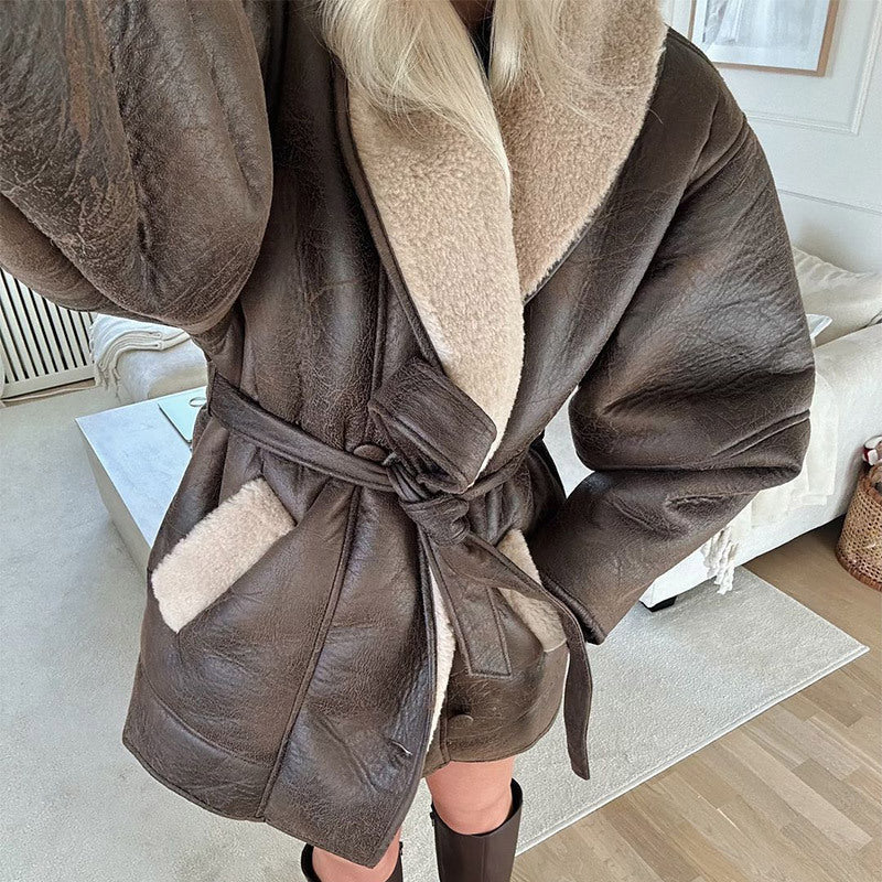 Damen Lässige jacke mit weichem Futter und praktischen Taschen Shop Nory