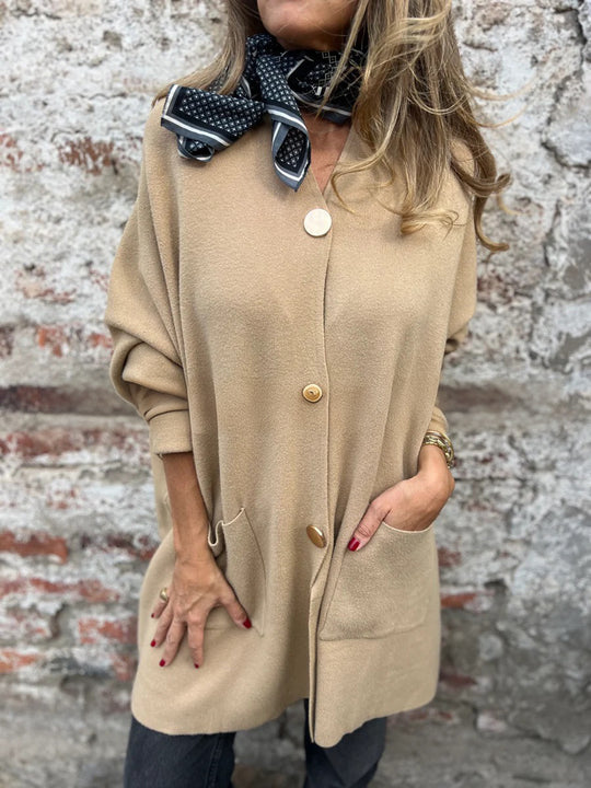 Damen Oversize Strickmantel-Cardigan mit aufgesetzten Taschen und Zierknöpfen Shop Nory