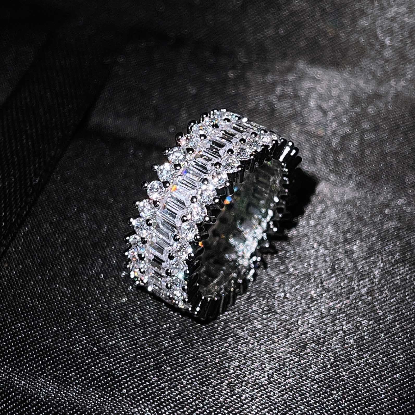 Damen Glänzender Ring mit Kristallen Shop Nory